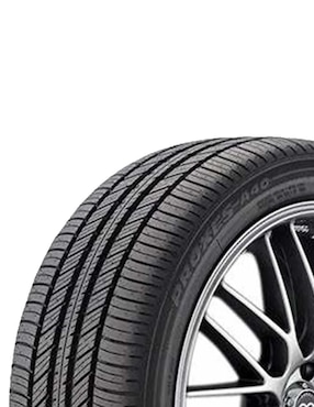 Llanta para auto Toyo Proxes A40 215 / R18