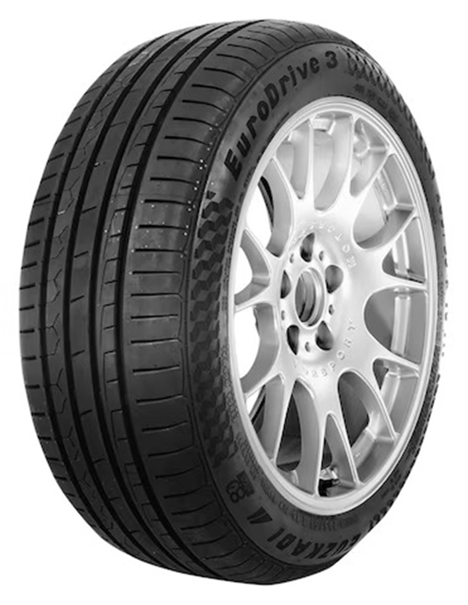 Llanta para auto 185 / 60 R15 Llanta para auto 185 / 60 R15