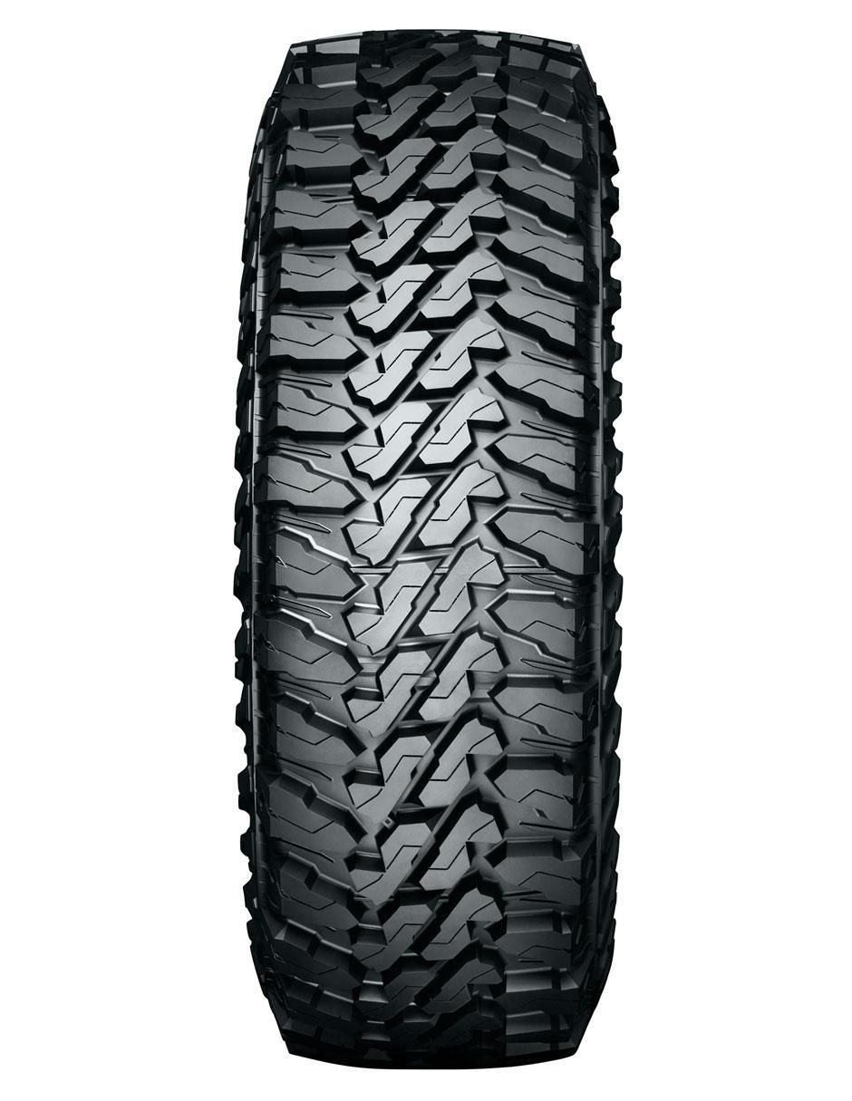 Llanta para auto YK-110133321 235 / R17 2