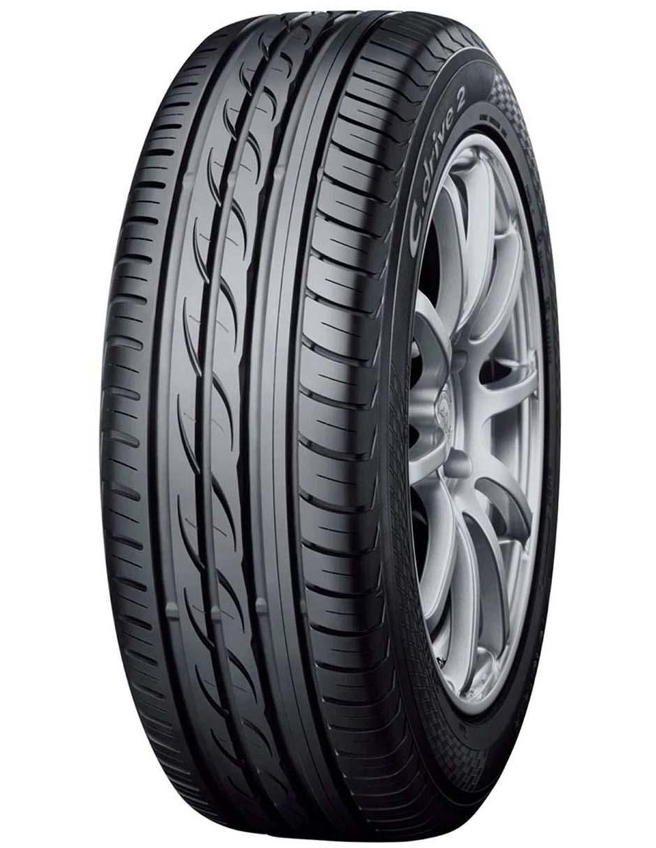 Llanta para auto 235 / 50 R18 Llanta para auto 235 / 50 R18