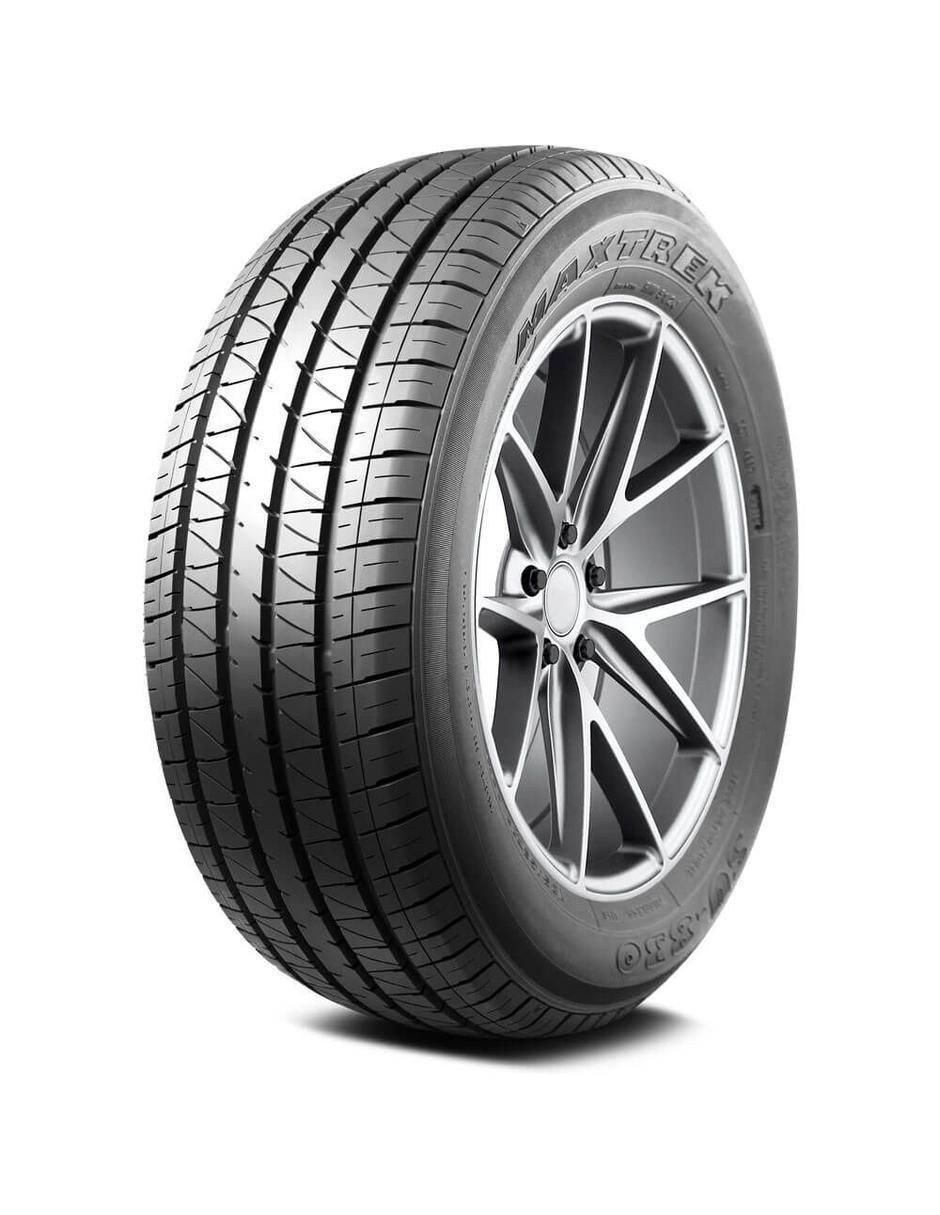 Llanta para auto Su-830 215 / 70 R15 Llanta para auto Su-830 215 / 70 R15