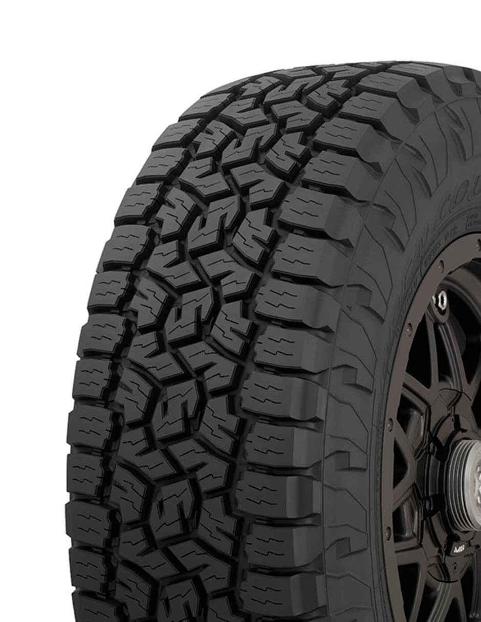 Llanta para auto 215 / 70 R16 2
