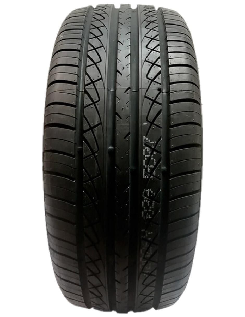 Llanta para auto Champiro UHP AS 245/45R19 2