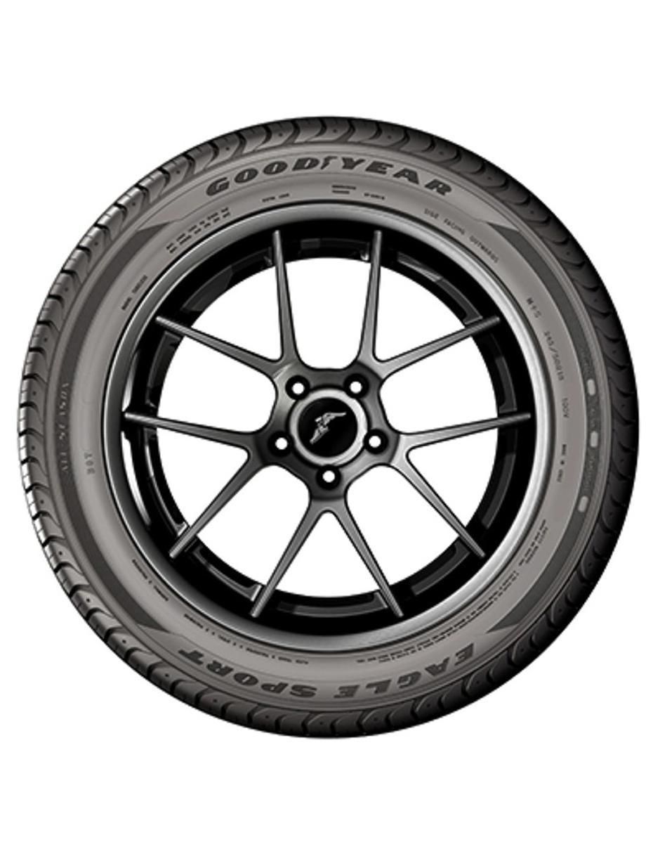 Llanta para auto Eagle Sport All Season 235 / 40 R18 2