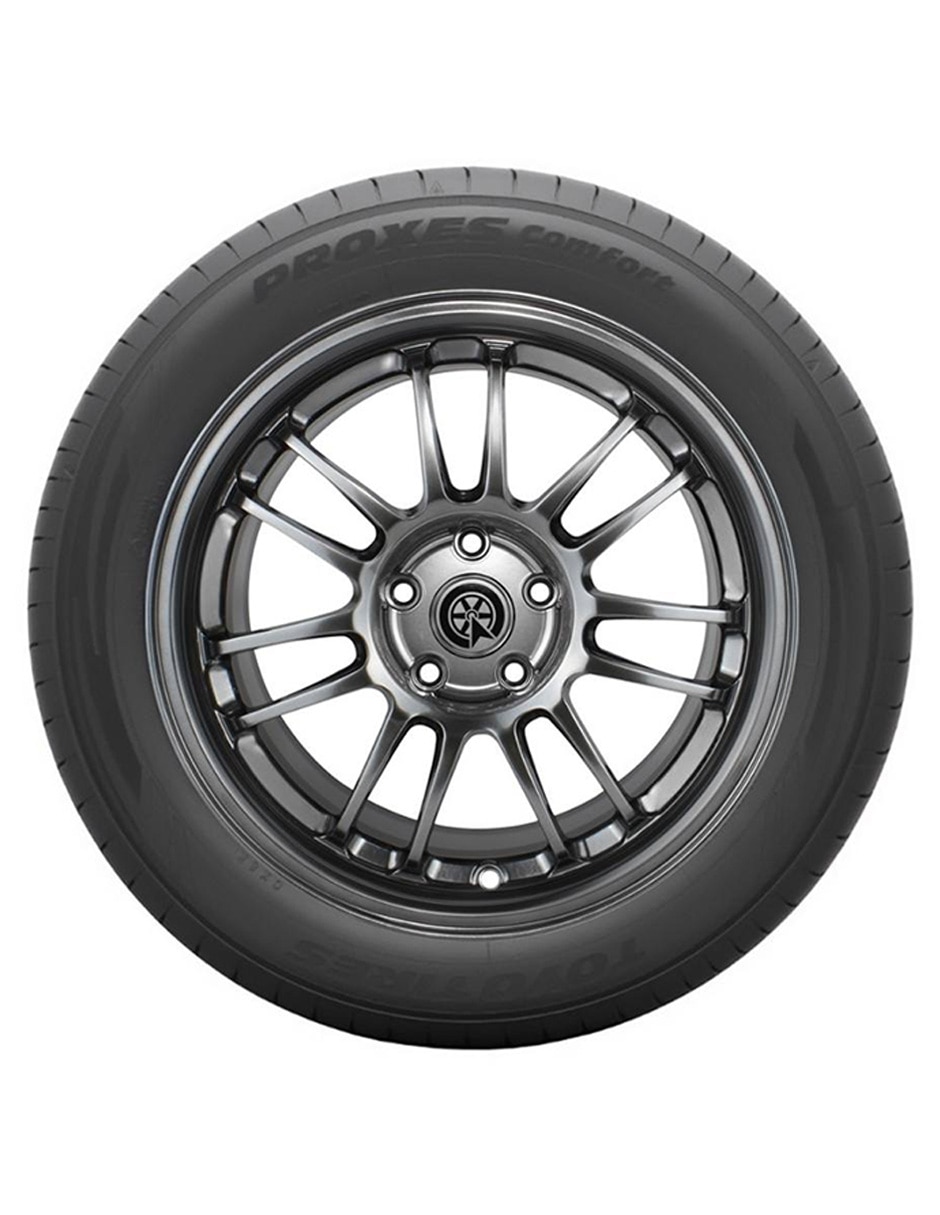 Llanta para auto Proxes Comfort 215 / 50 R18 2