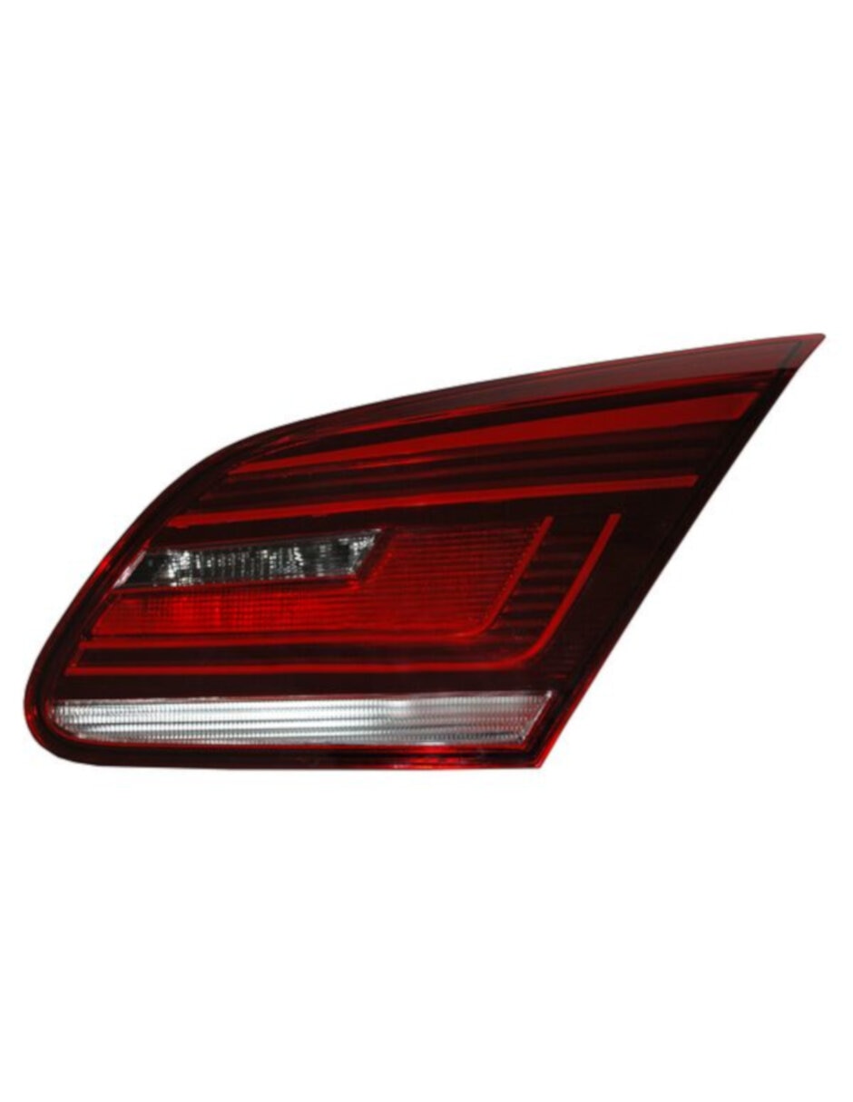 Calaveras lado del copiloto Volkswagen Passat 2013 al 2016 1