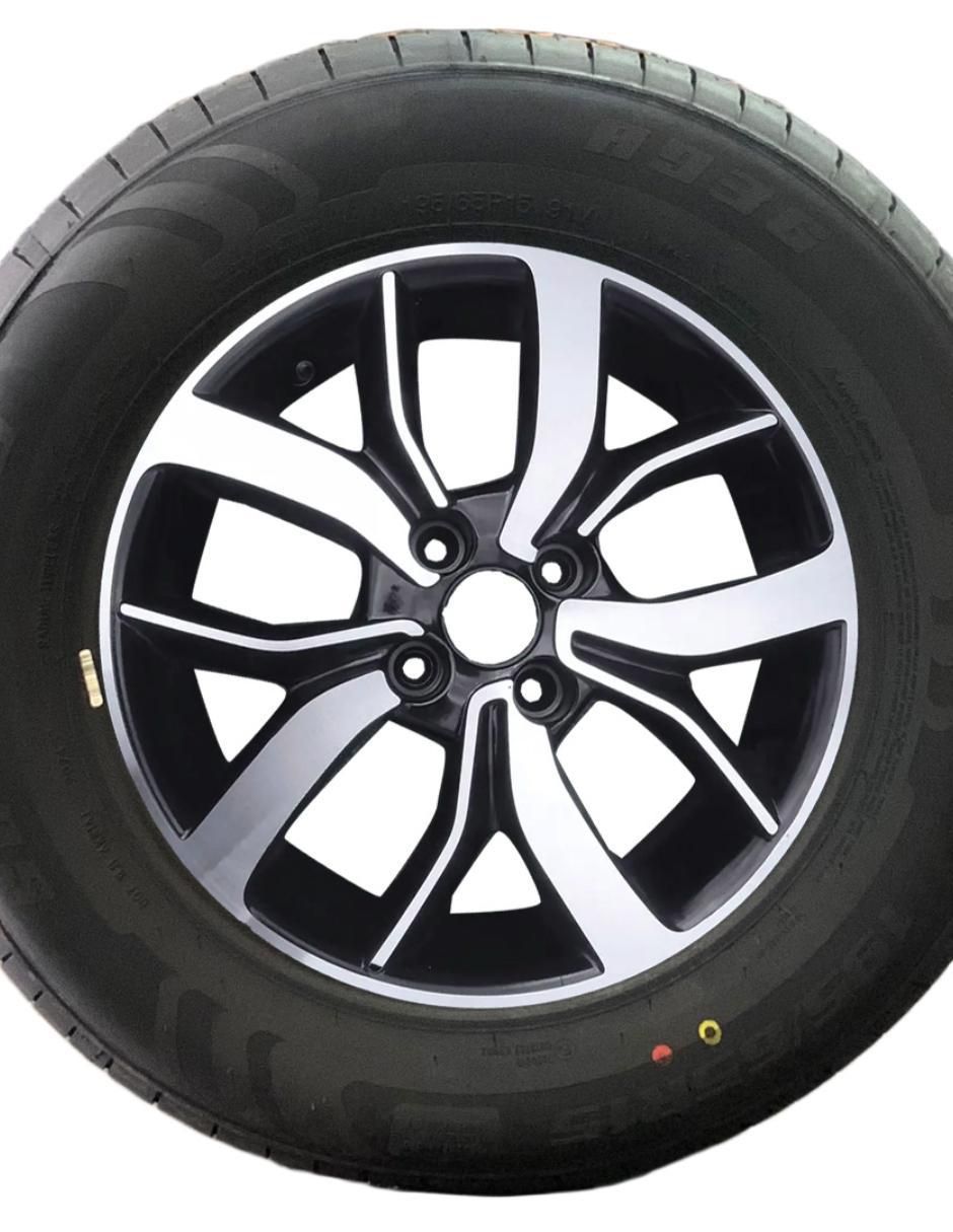 Llanta para auto A936 195 / 60 R15 3