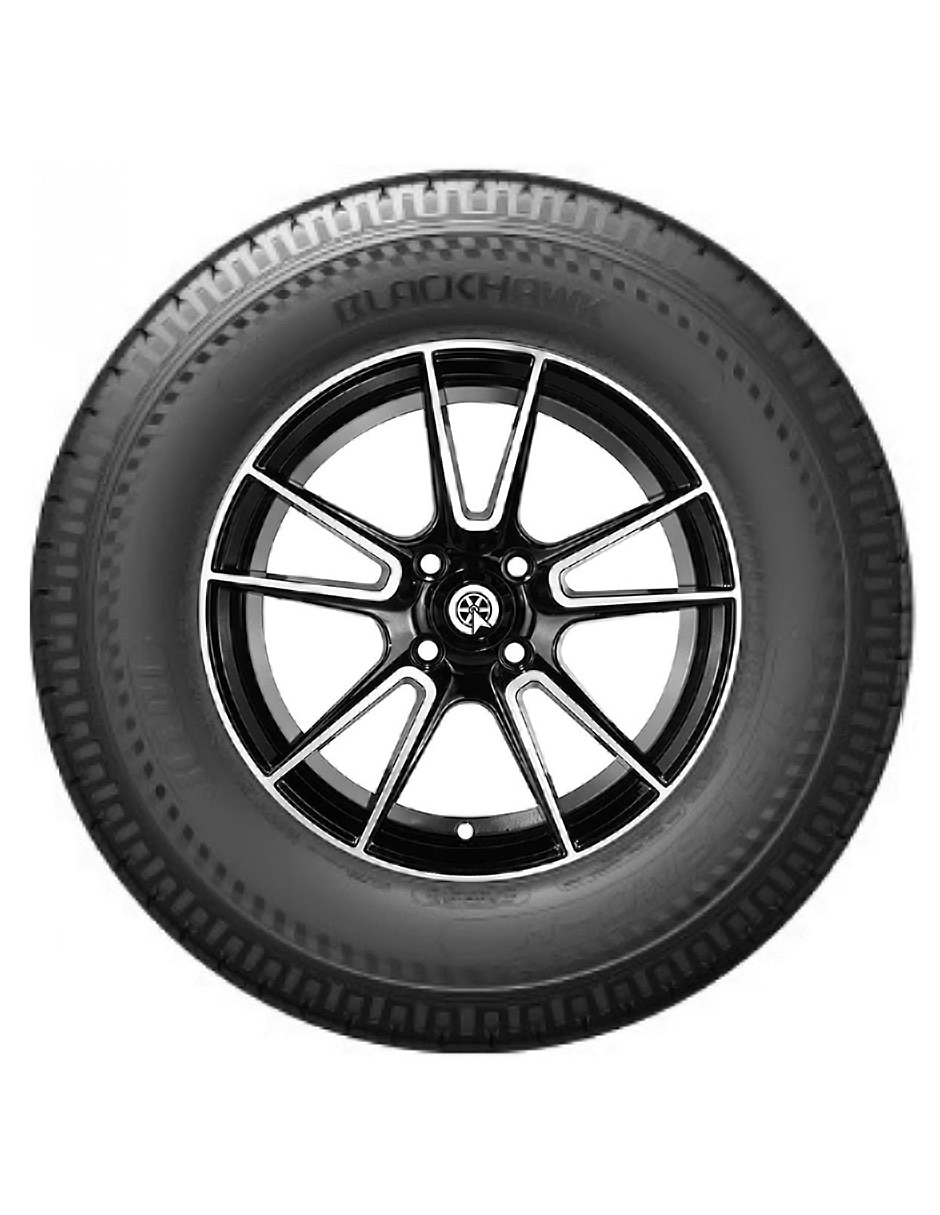Llanta para auto Hiscend-H Ht01 215/65R16 2