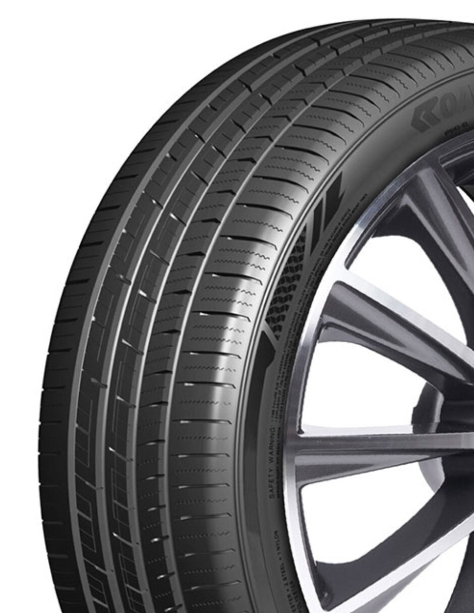 Llanta para auto Terrena UHP 225/55R17 2
