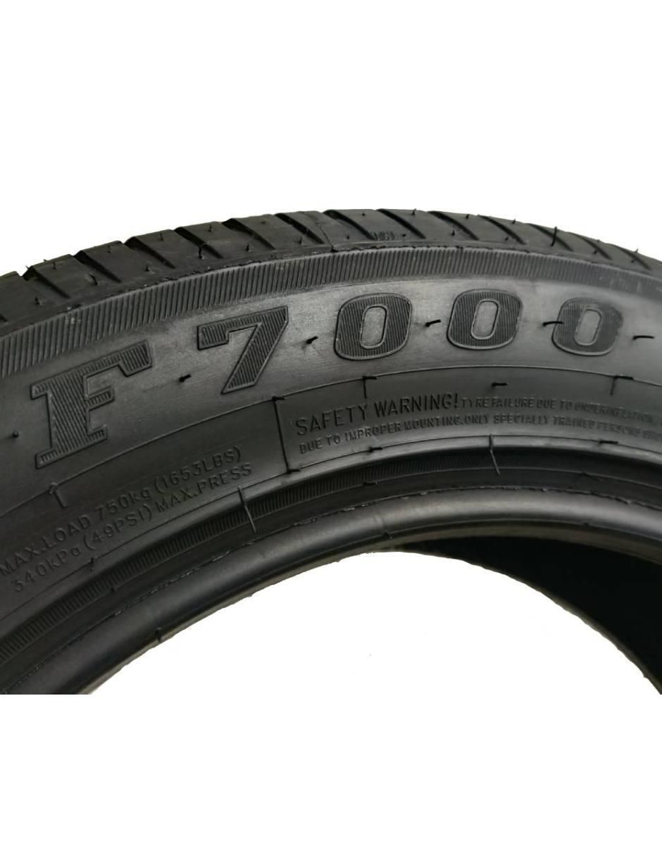 Llanta para auto F7000 215/55R17 2