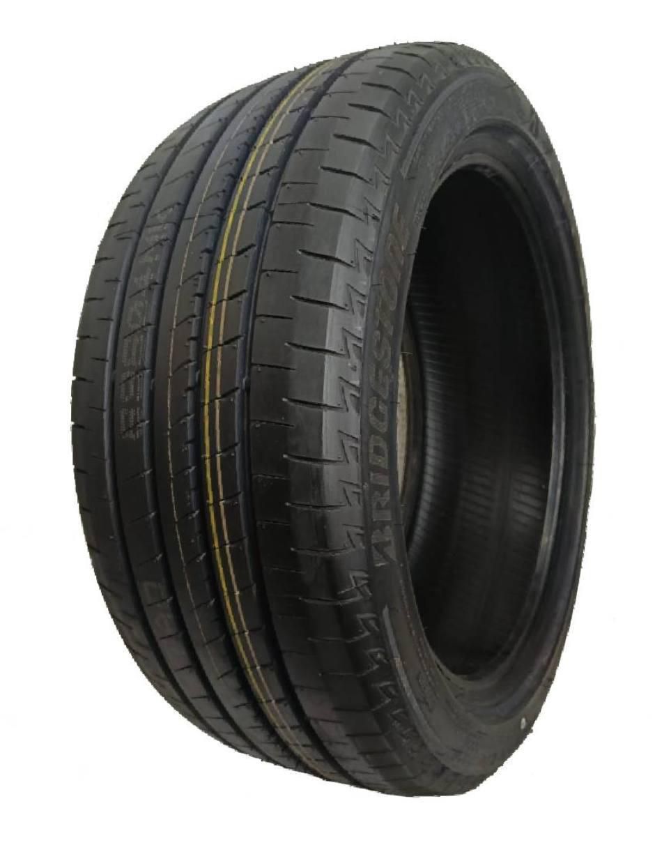 Llanta para auto Turanza T0054 235/45R18 Llanta para auto Turanza T0054 235/45R18