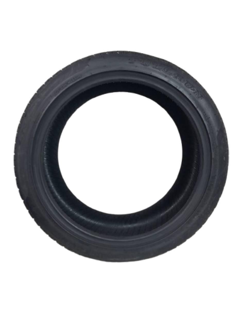 Llanta para auto F7000 235/40R18 4