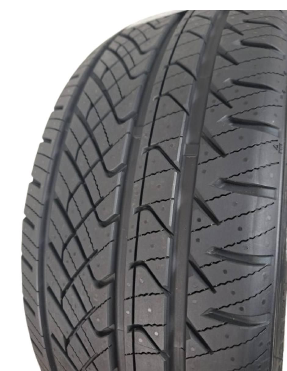 Llanta para auto HPX SPORT 215/45R18 4