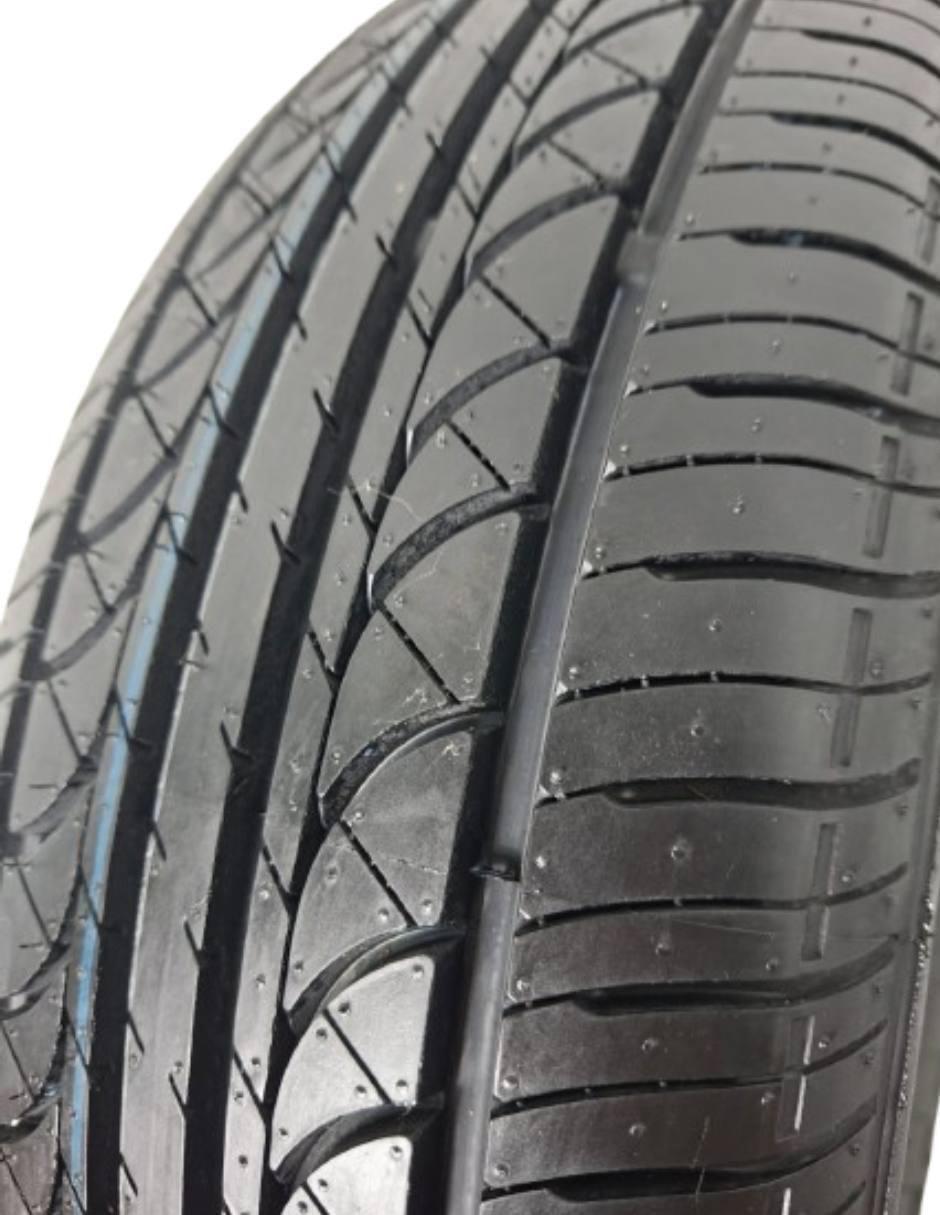 Llanta para auto PC388 205/65R15 3