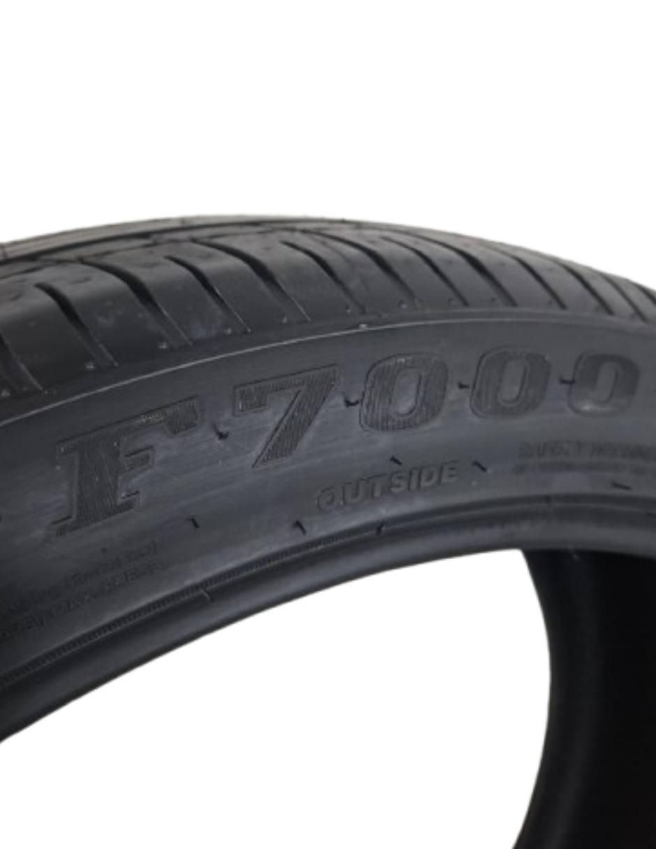 Llanta para auto F7000 305/35R24 2