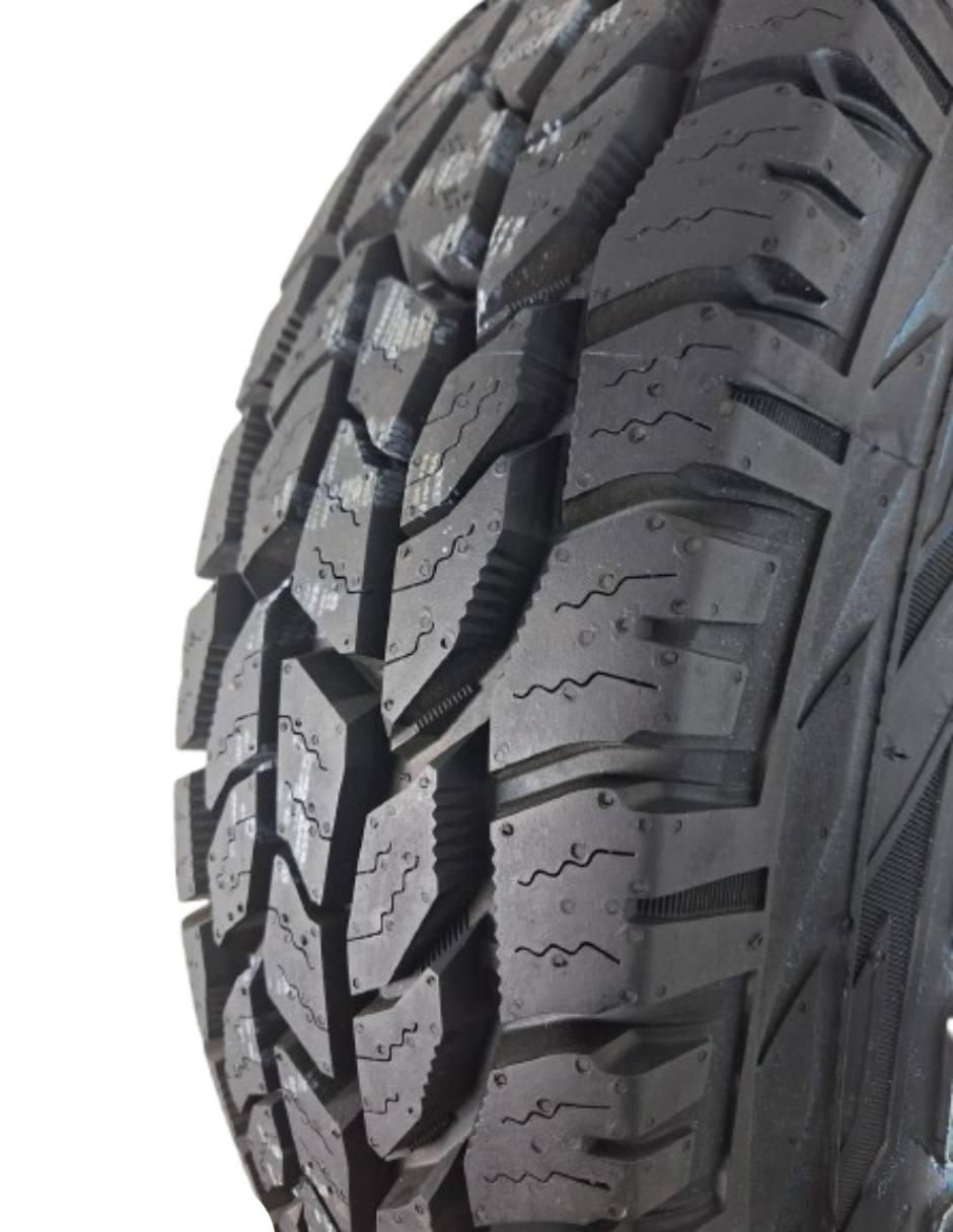Llanta para auto Evolution ATT 235/80R17 5