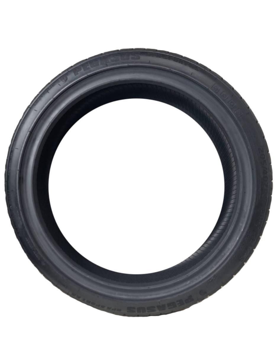 Set de llantas para auto Hpx Sport 205 / 40 R17 3