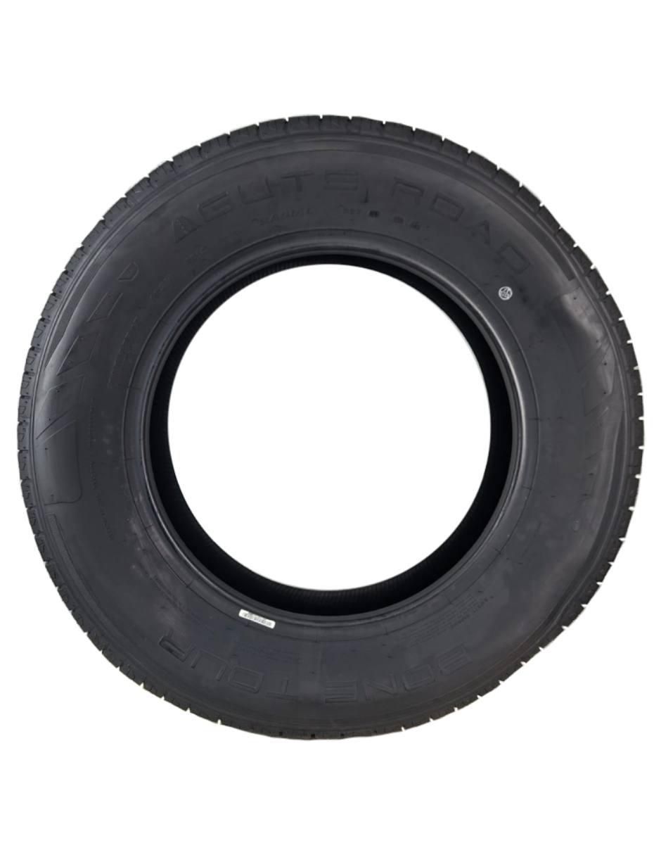 Set de llantas para auto Bone Tour 225 / 65 R17 4