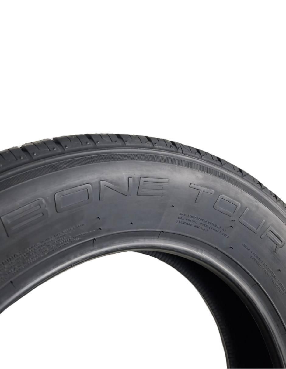 Set de llantas para auto Bone Tour 225 / 65 R17 5