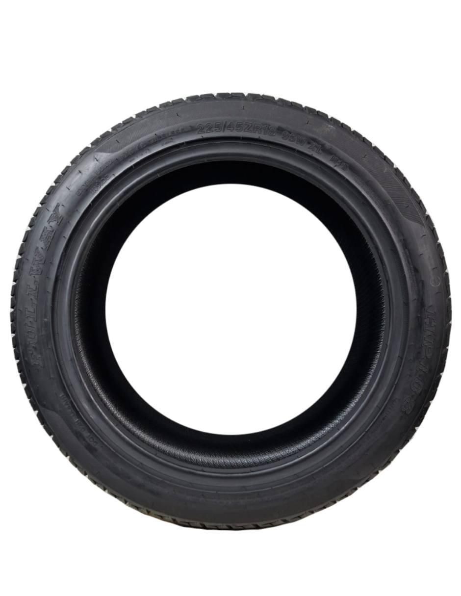 Set de llantas para auto HP108 225 / 45 R18 4