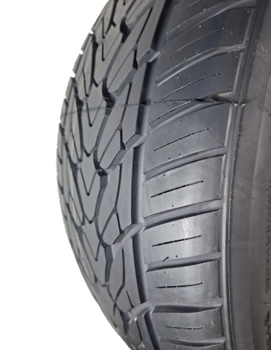 Set de llantas para auto Maxplus99 305/35 R24 2